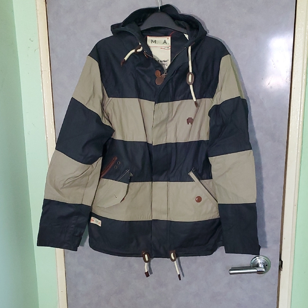 Men's Striped Raincoat - Black and Tan